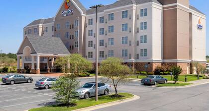 Comfort Inn & Suites