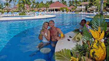 Poolside bar