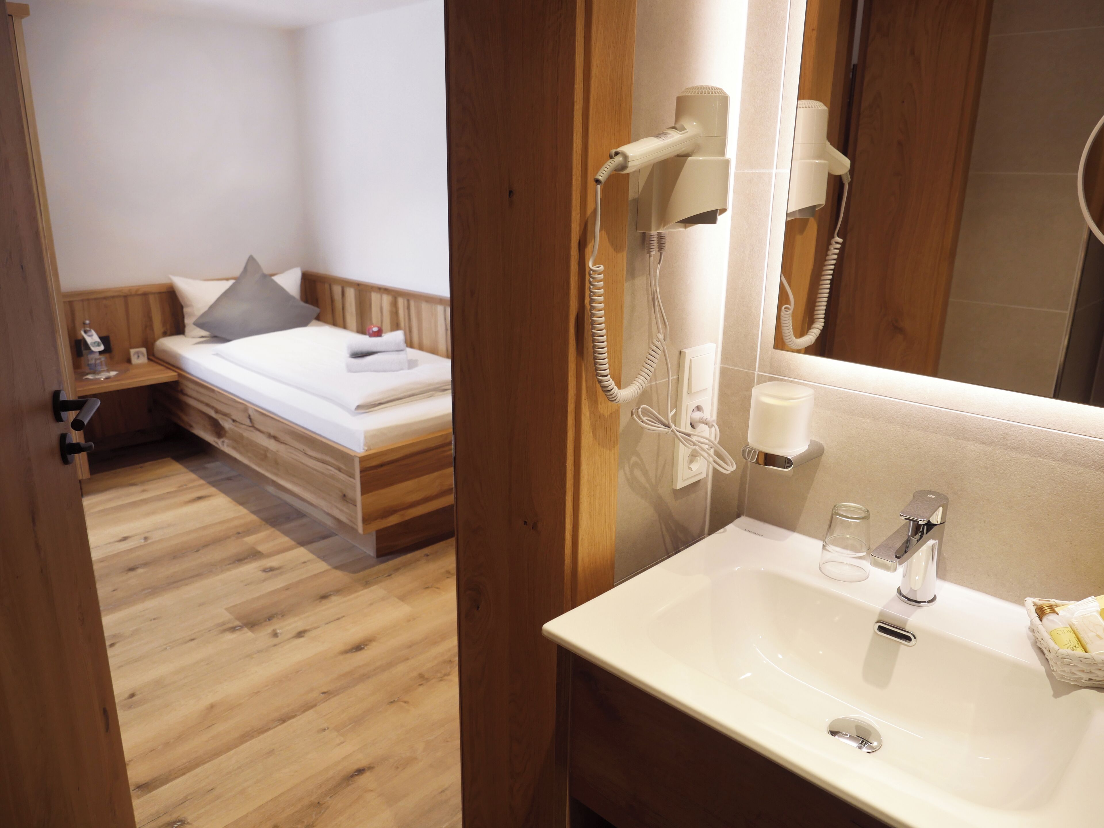 1 bedroom, premium bedding, in-room safe, individually decorated