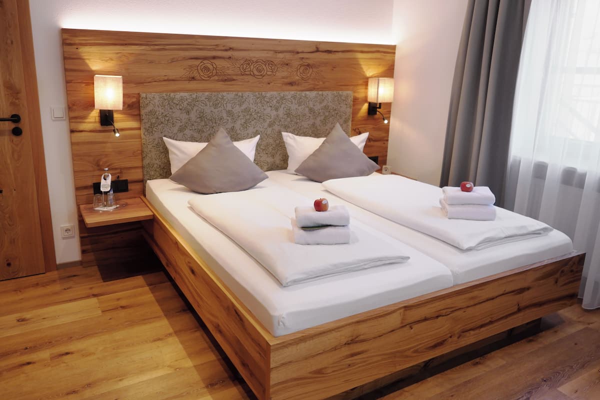 1 bedroom, premium bedding, in-room safe, individually decorated