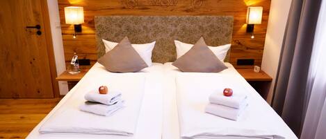 Comfort dubbelrum - 1 dubbelsÀng | 1 sovrum och sÀngtillbehör av högsta kvalitet