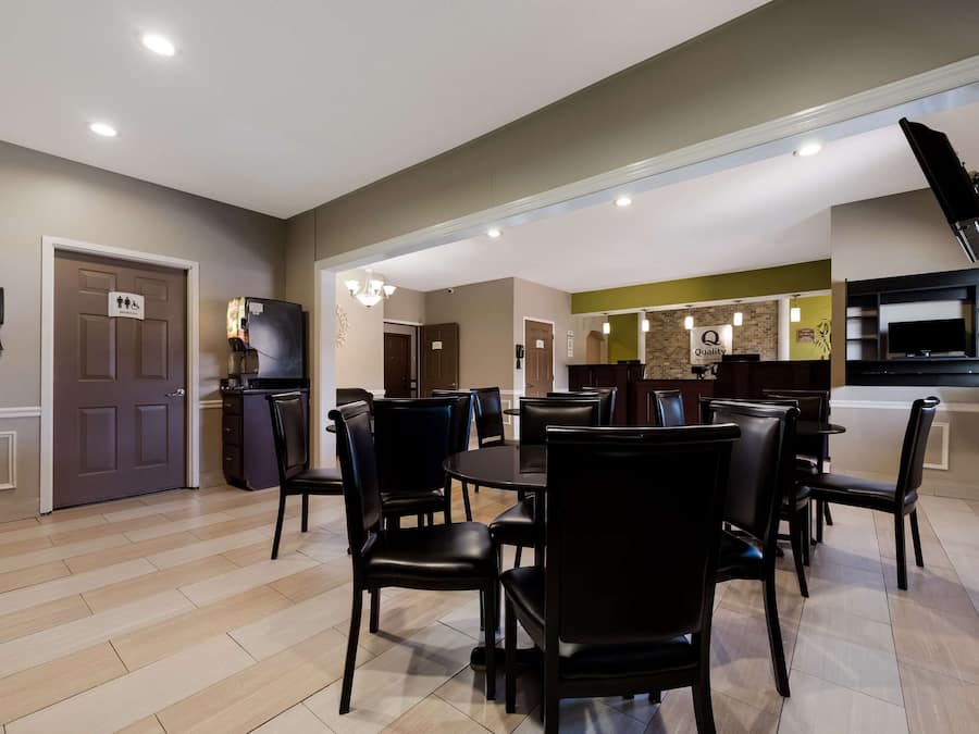 Sudah termasuk sarapan ala kontinental