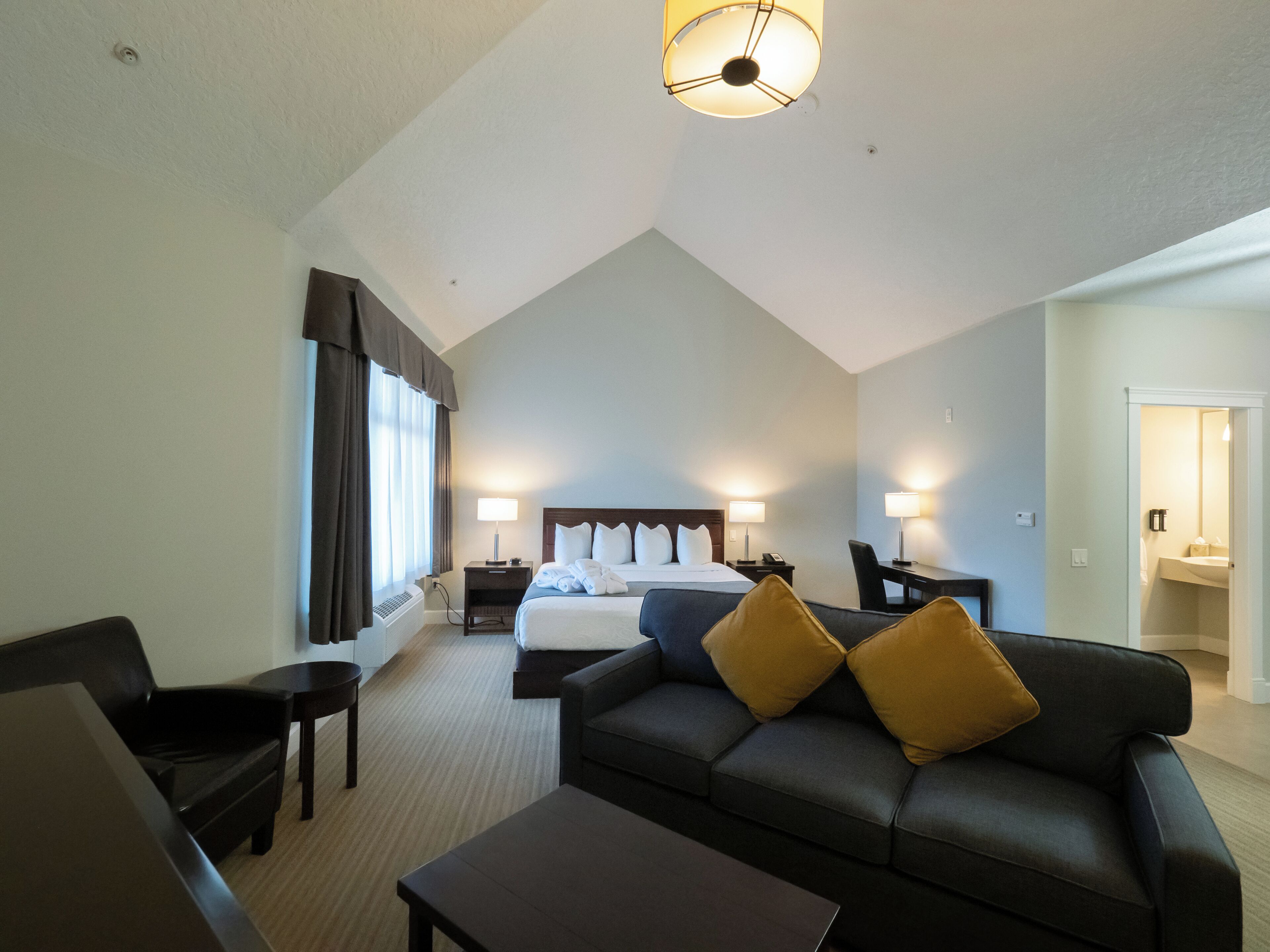 accessible suite - barrier free | hypo-allergenic bedding, in-room safe, desk, iron/ironing board