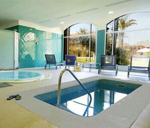 Bain à remous intérieur