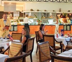 Frühstück, Mittagessen und Abendessen