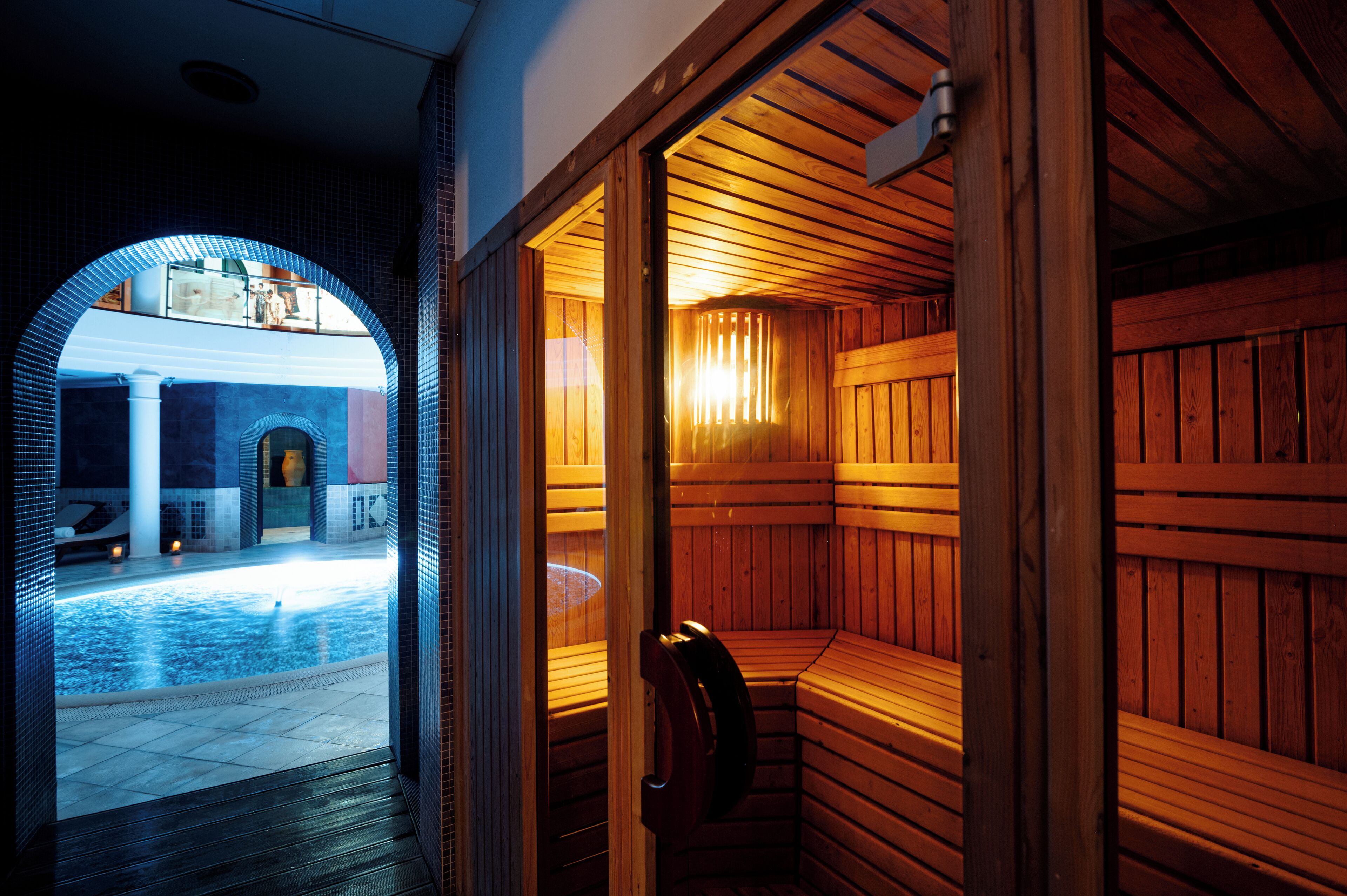 couples treatment room(s), sauna, hot tub, hot springs/mineral springs