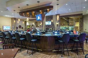 6 bares, bar deportivo