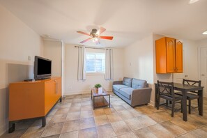 Suite, 2 soverom | Wi-fi (inkludert) og sengetøy