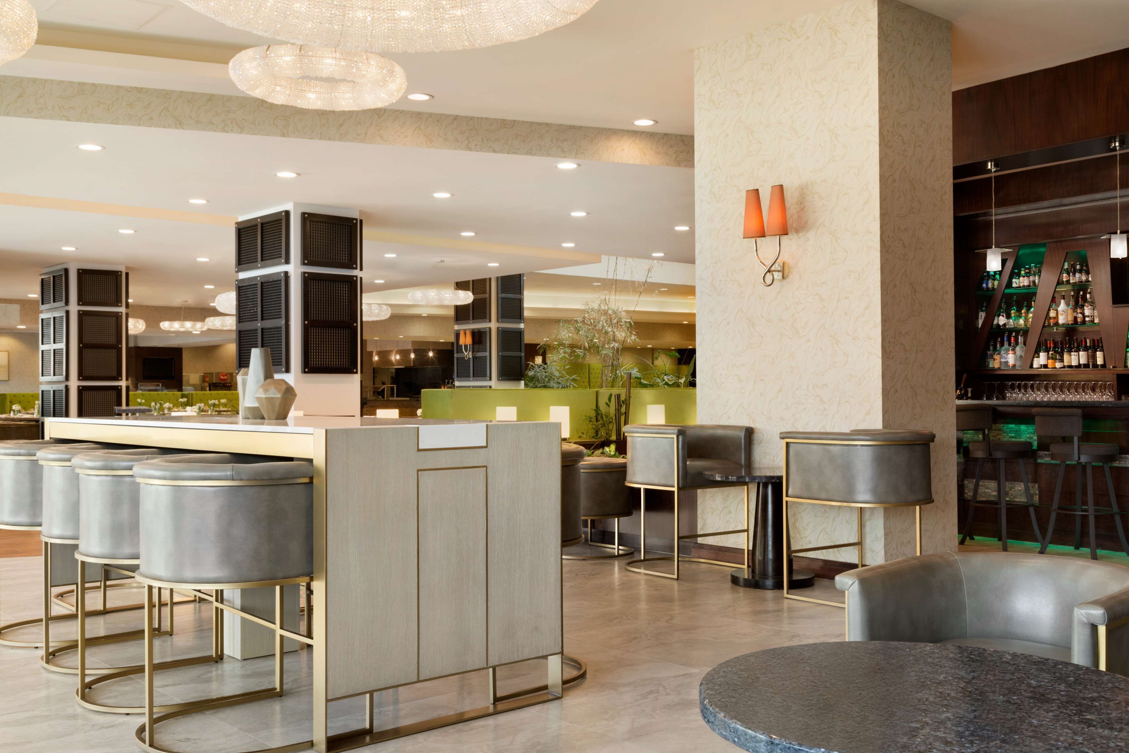 Photo - Embassy Suites Los Angeles - Glendale