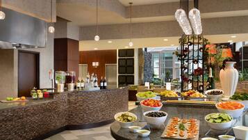Free daily cooked-to-order breakfast