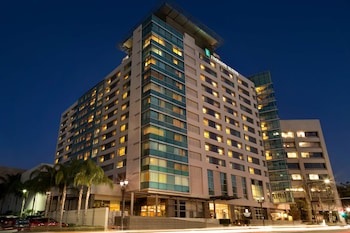 Embassy Suites Los Angeles - Glendale