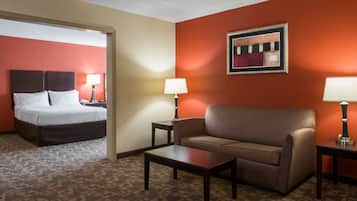 Literie de qualité supérieure, bureau, rideaux occultants