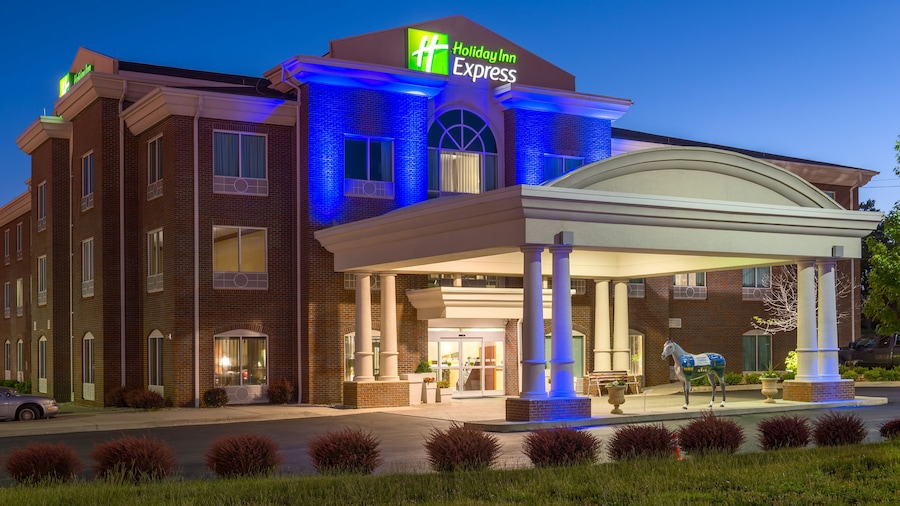 Holiday Inn Express & Suites Lexington Dtwn Area-Keenland by IHG