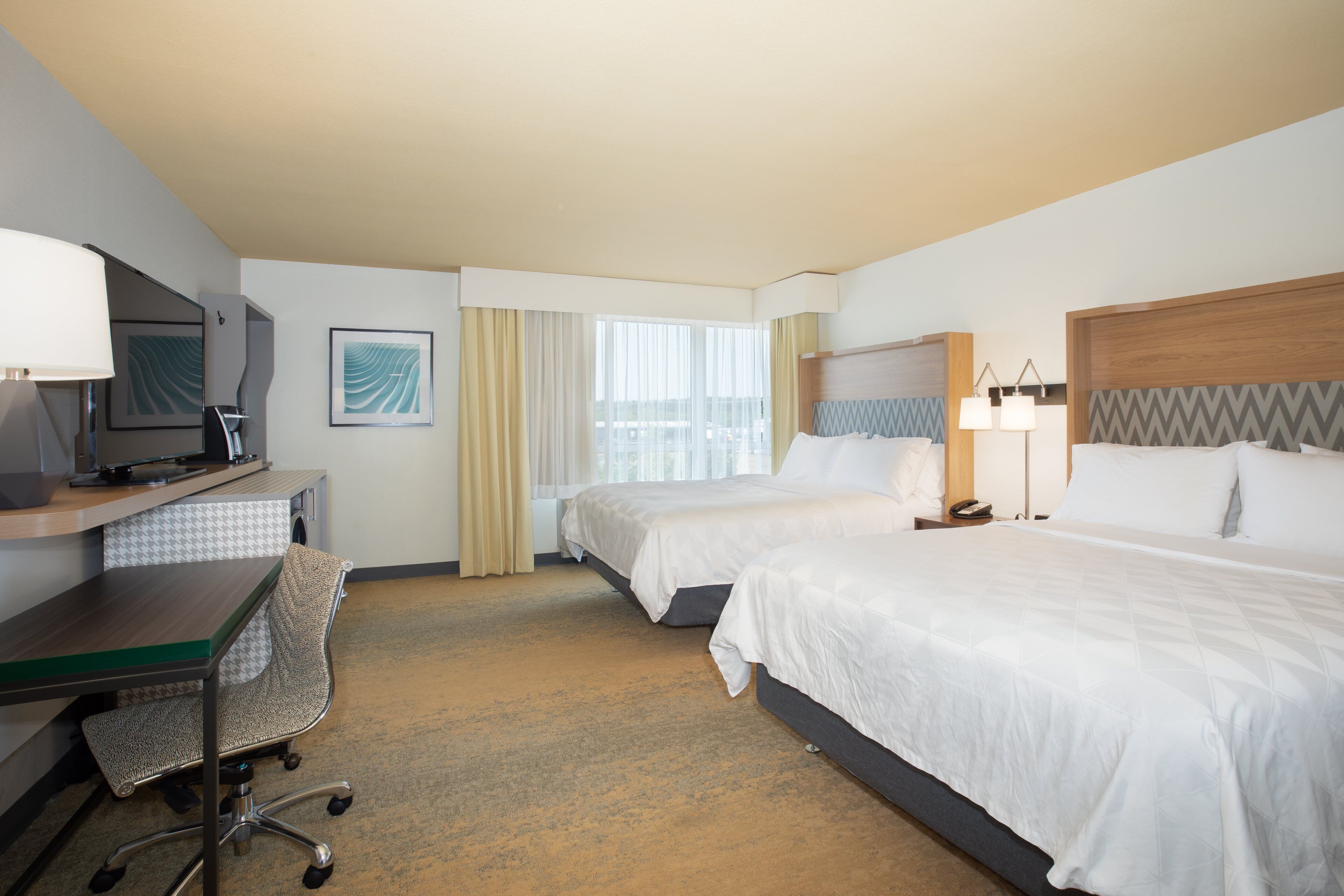 in-room safe, desk, laptop workspace, blackout curtains