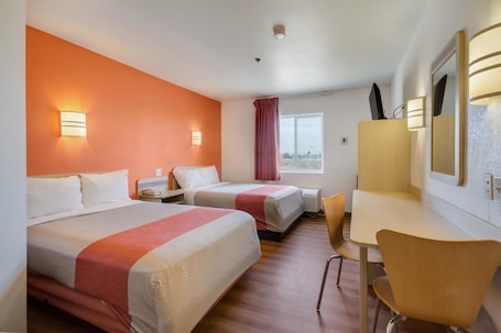 Wi-Fi gratuit, réveils. Howard Johnson by Wyndham Lemoore