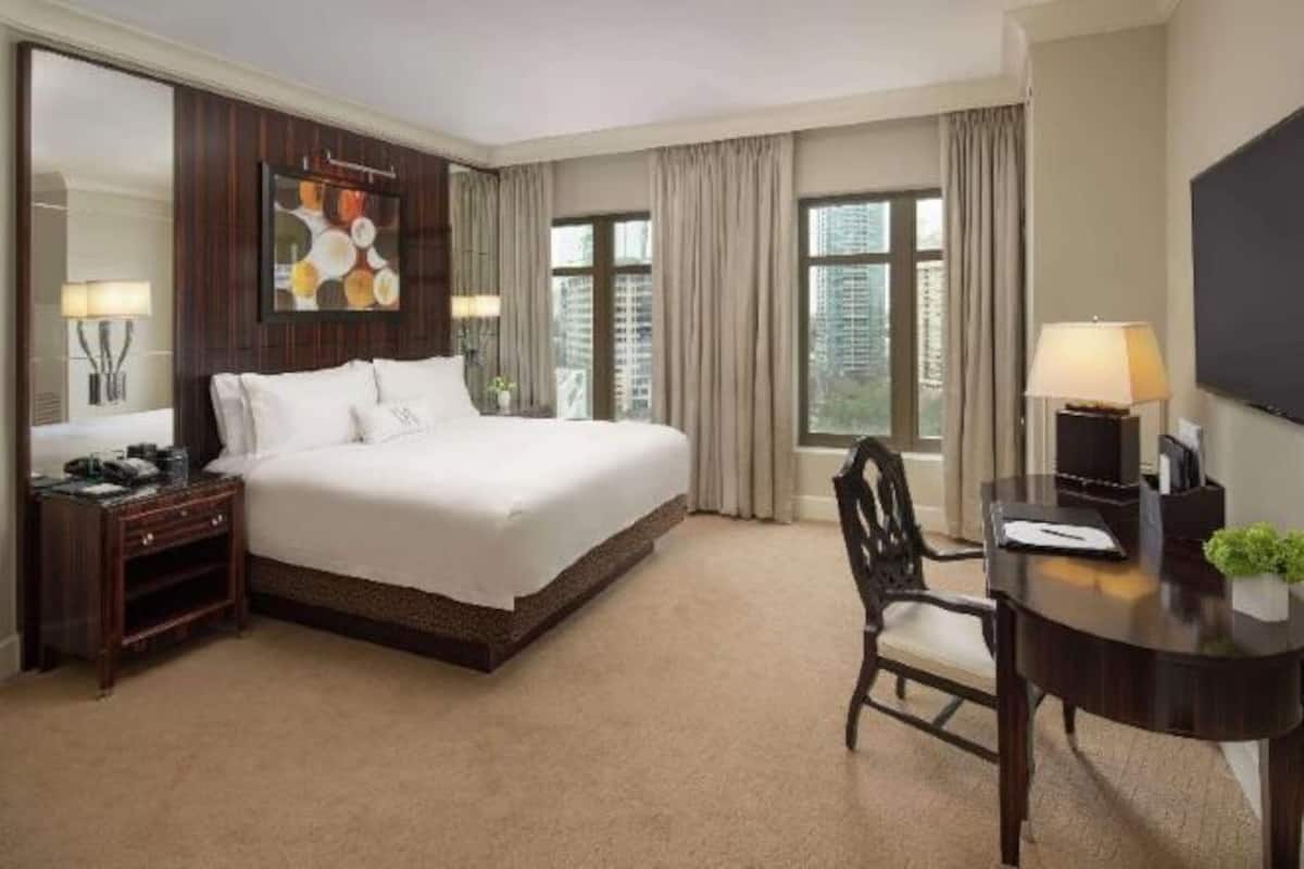Frette Italian sheets, premium bedding, down duvets, pillow-top beds
