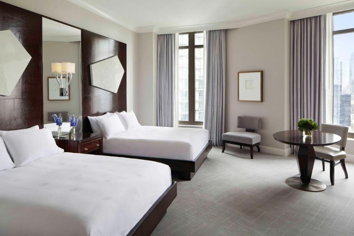 Frette Italian sheets, premium bedding, down comforters, pillowtop beds