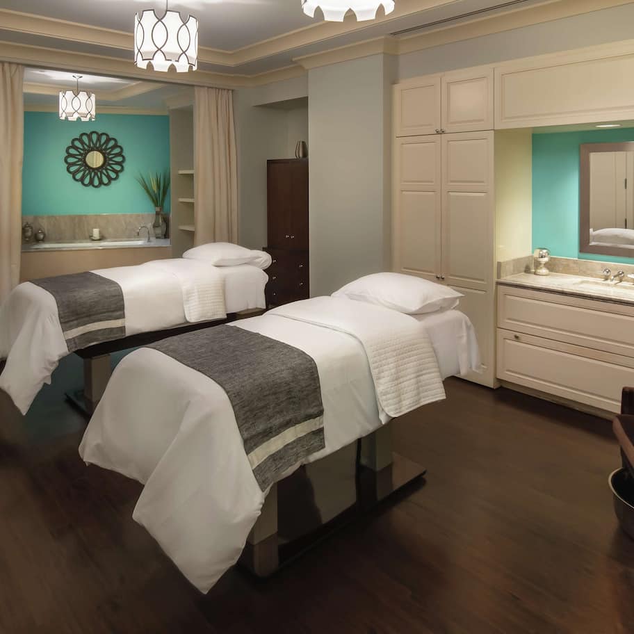 Couples treatment rooms, sauna, hot tub, steam room, body treatments