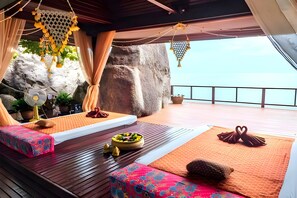 Sauna a vapor, tratamentos corporais, aromaterapia, bandagem corporal