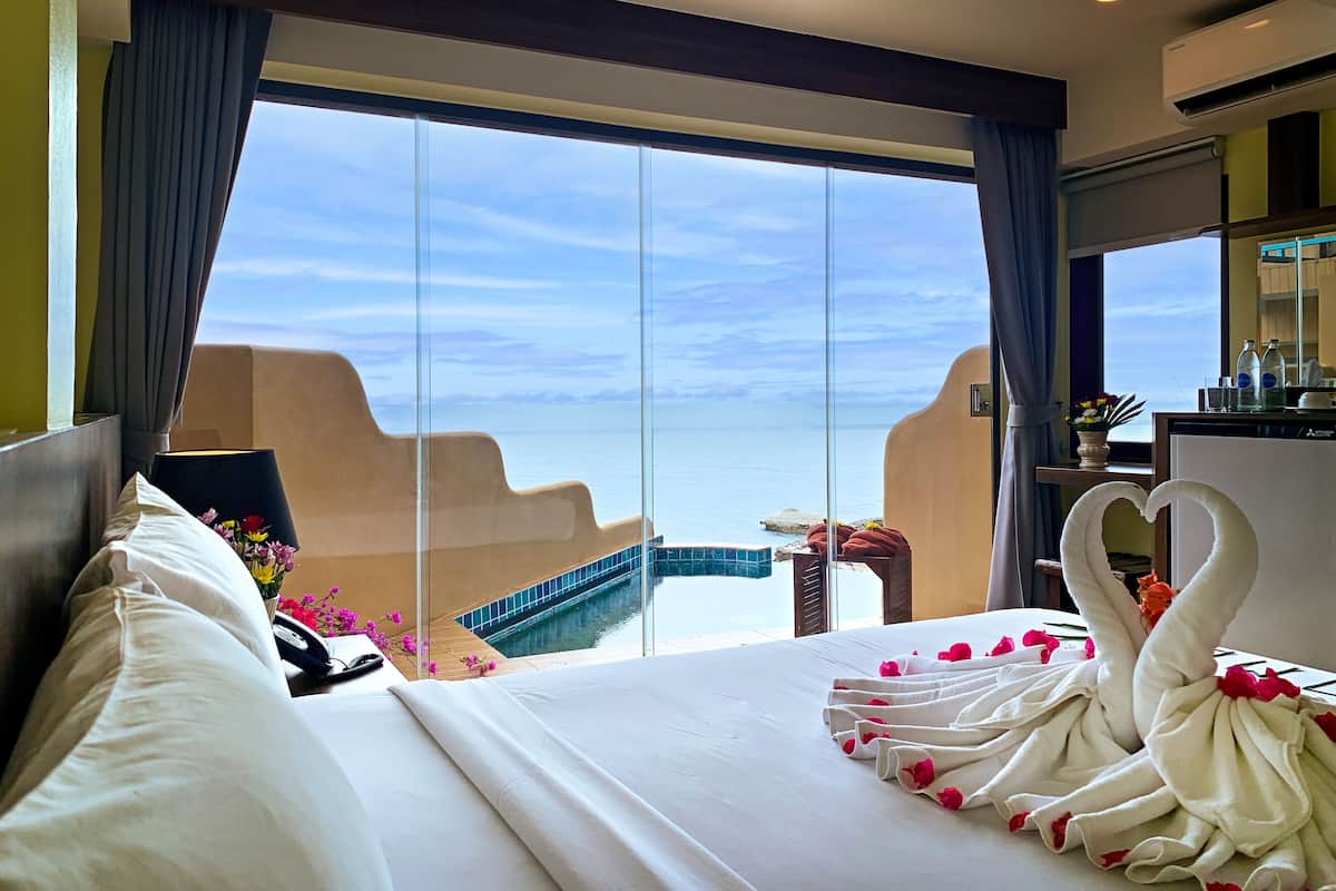 Deluxe Pool Villa | 2 bedrooms, minibar, in-room safe, desk
