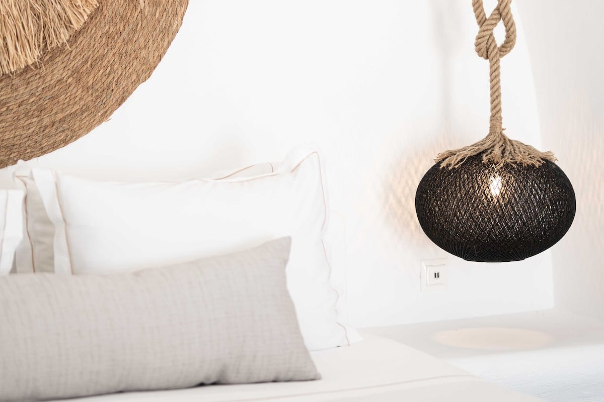 Design Cave Room with Sea View & Caldera View | 1 bedroom, in-room safe, iron/ironing board, free WiFi