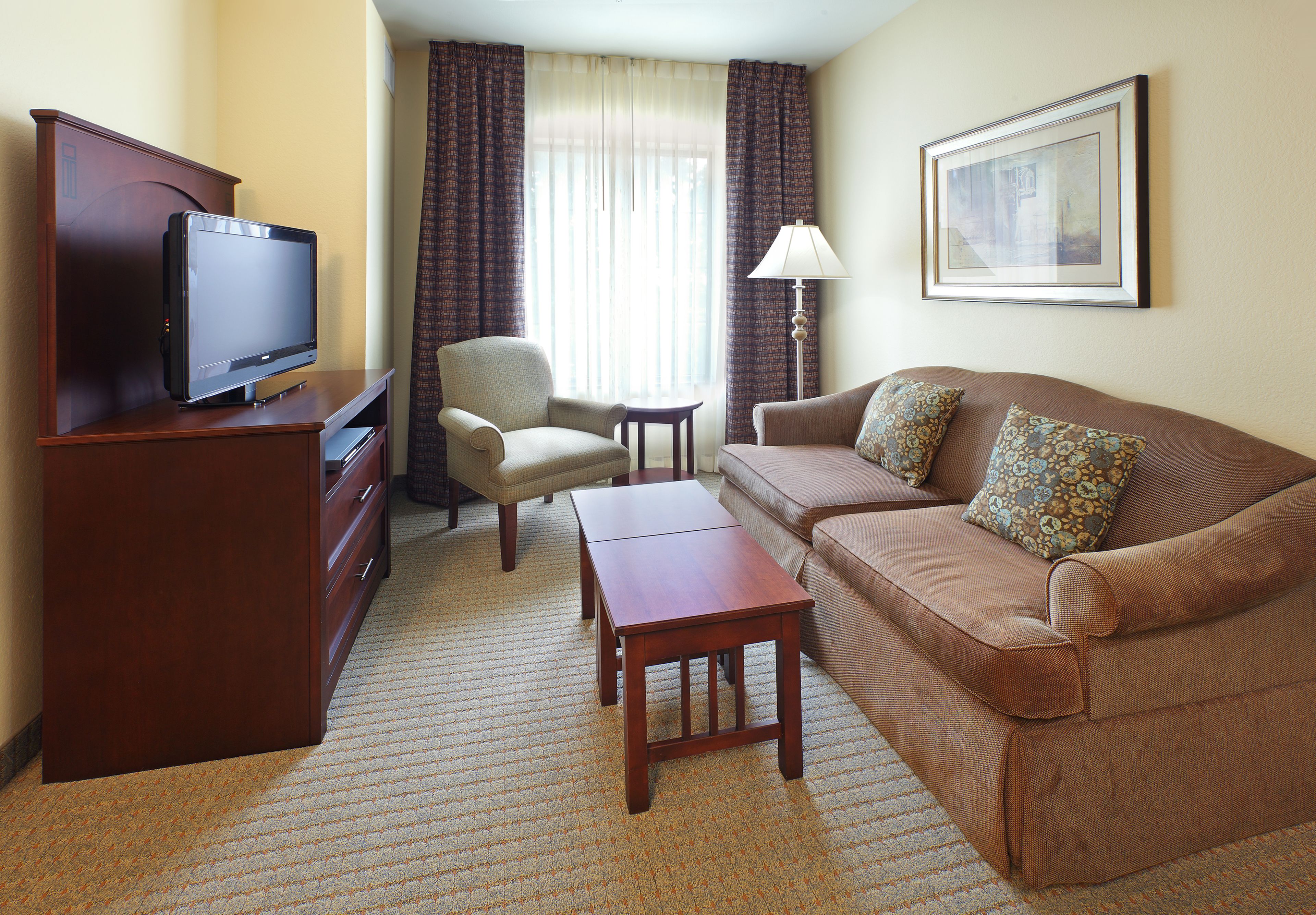 1 bedroom, desk, laptop workspace, blackout curtains