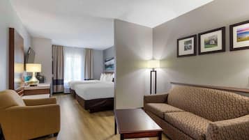 Suite, 2 Queen Beds with Sofa Bed | Egyptian cotton sheets, premium bedding, down duvets