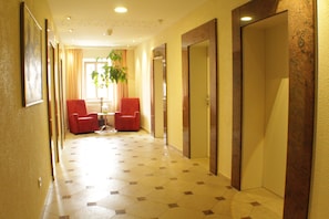 Hallway - Hotel Blauer Wolf (Gunzenhausen)