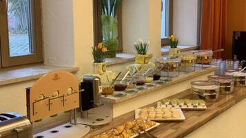 Tägliches inbegriffenes Frühstücksbuffet