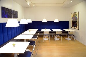 Interior - Hotel Colombia (Trieste)