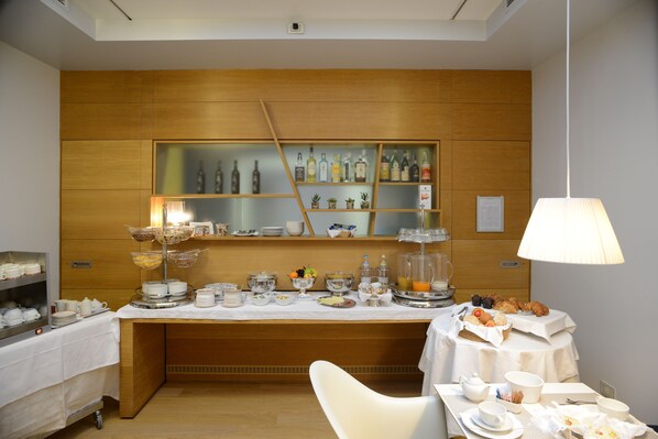 Petit déjeuner continental compris