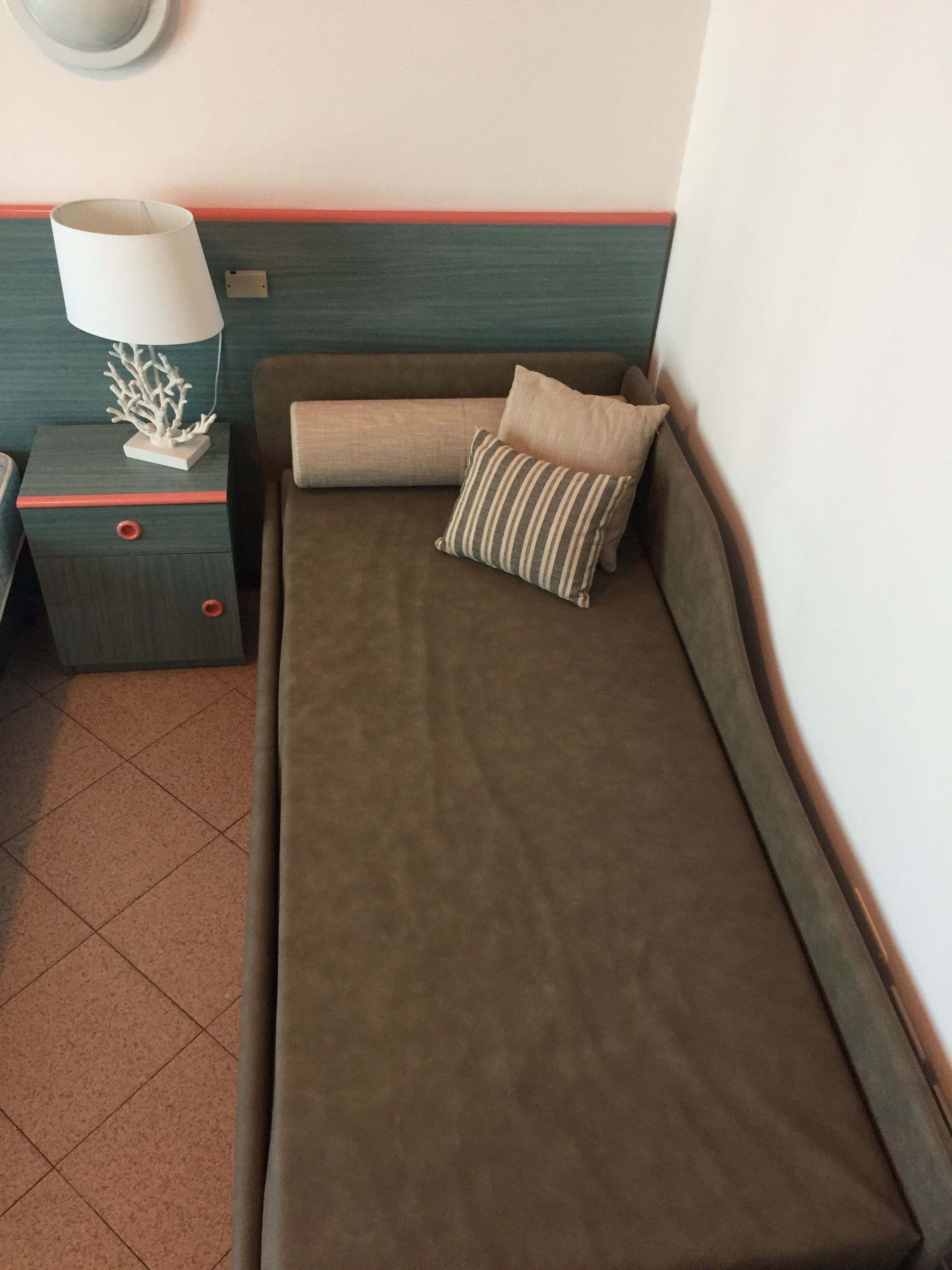 quadruple room | extra beds