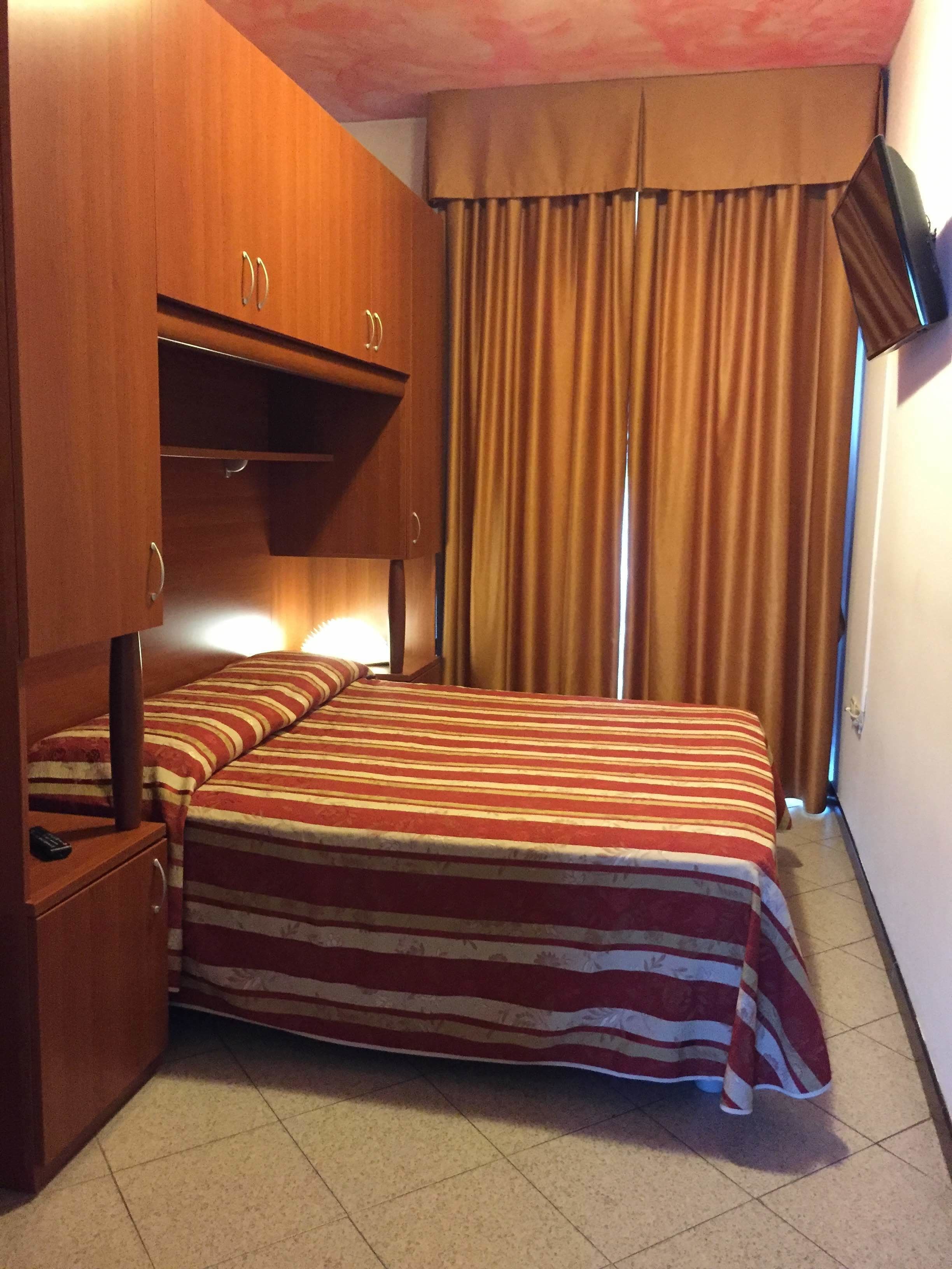 1 bedroom, in-room safe, desk, free wifi