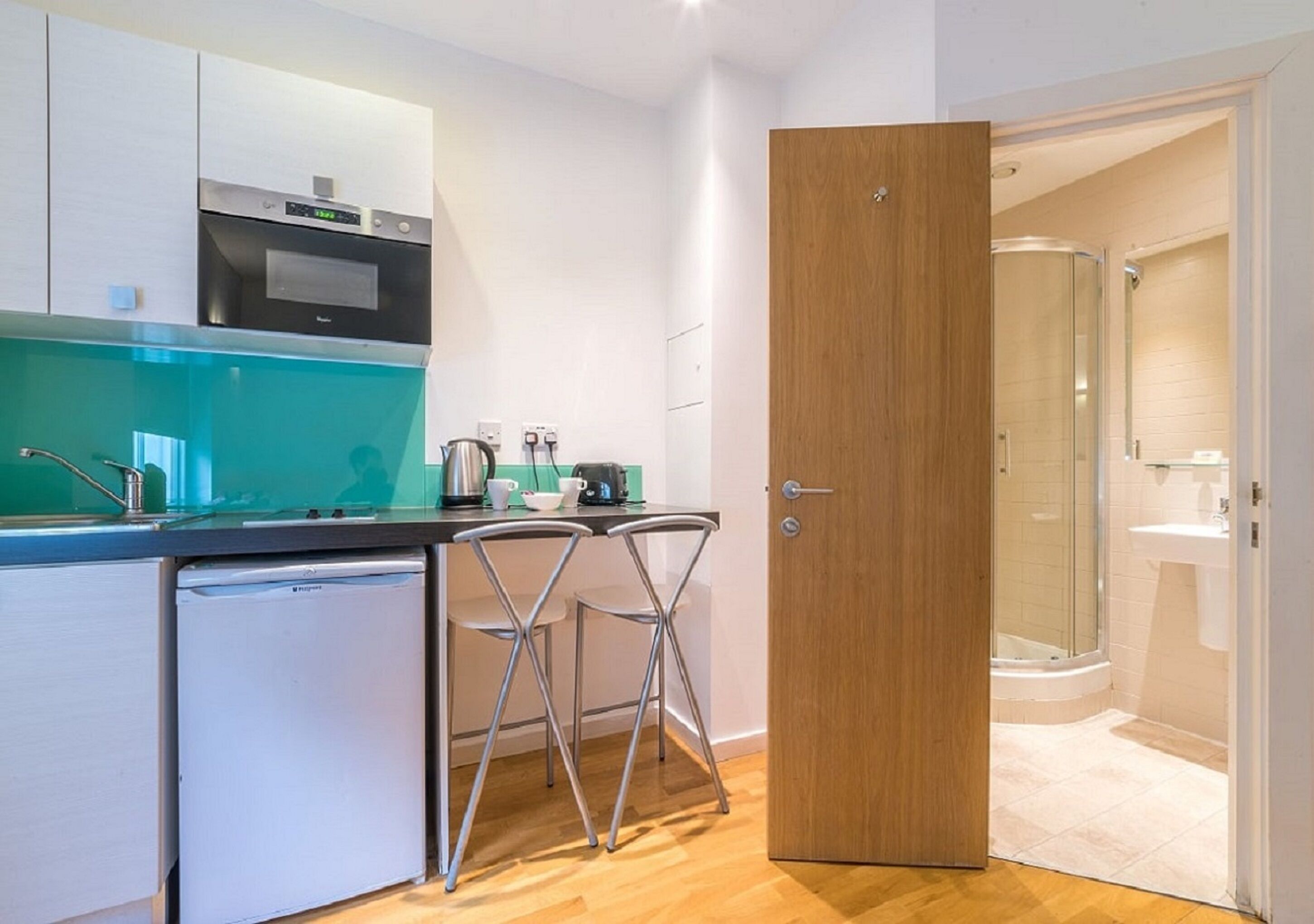 Photo - Hyde Park Executive Apartments