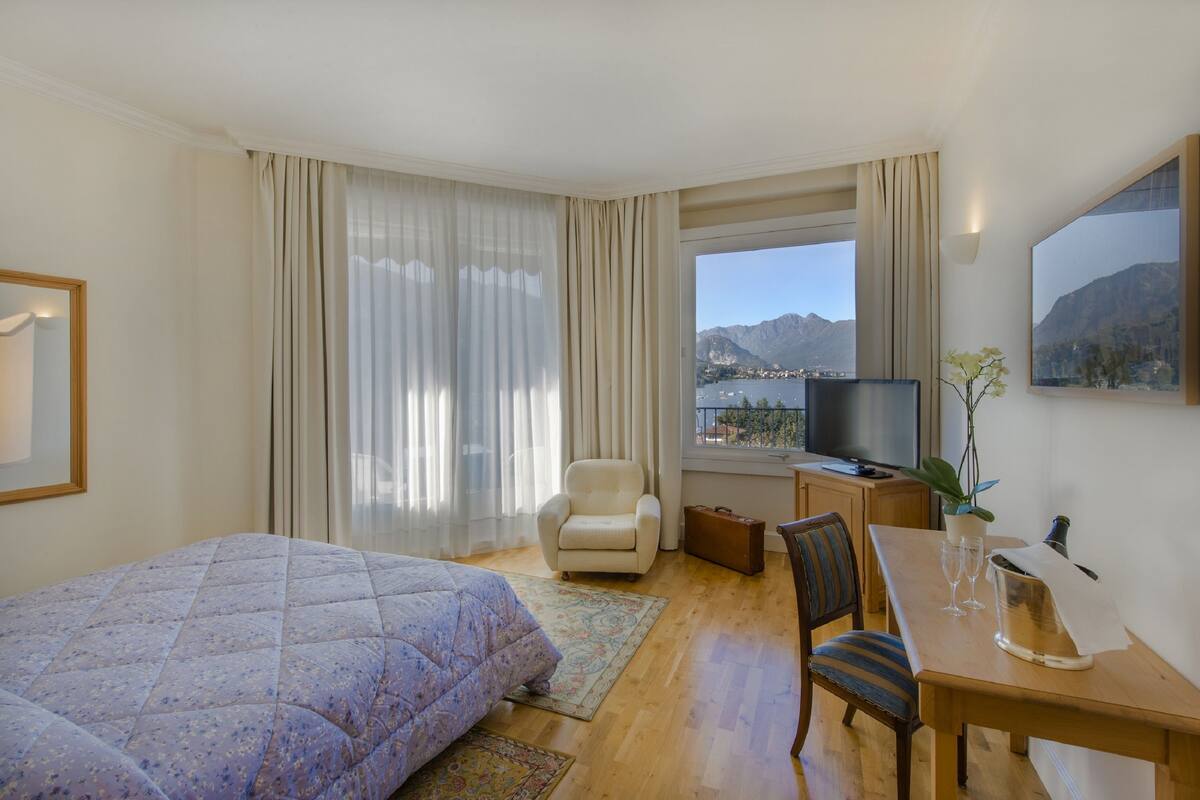 in-room safe, desk, cots/infant beds, free wifi