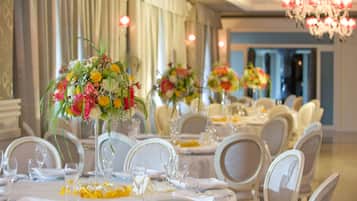 Breakfast, lunch, dinner served; local cuisine, pool views