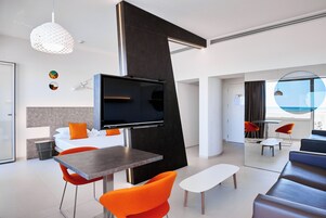 Minibar, caja de seguridad en la habitación y sistema de insonorización 