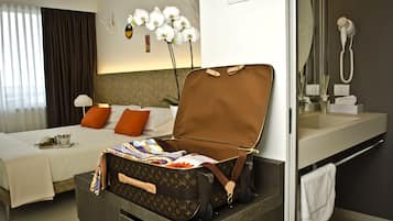 Minibar, caja de seguridad en la habitación y sistema de insonorización