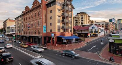 Central Brunswick Apartment Hotel