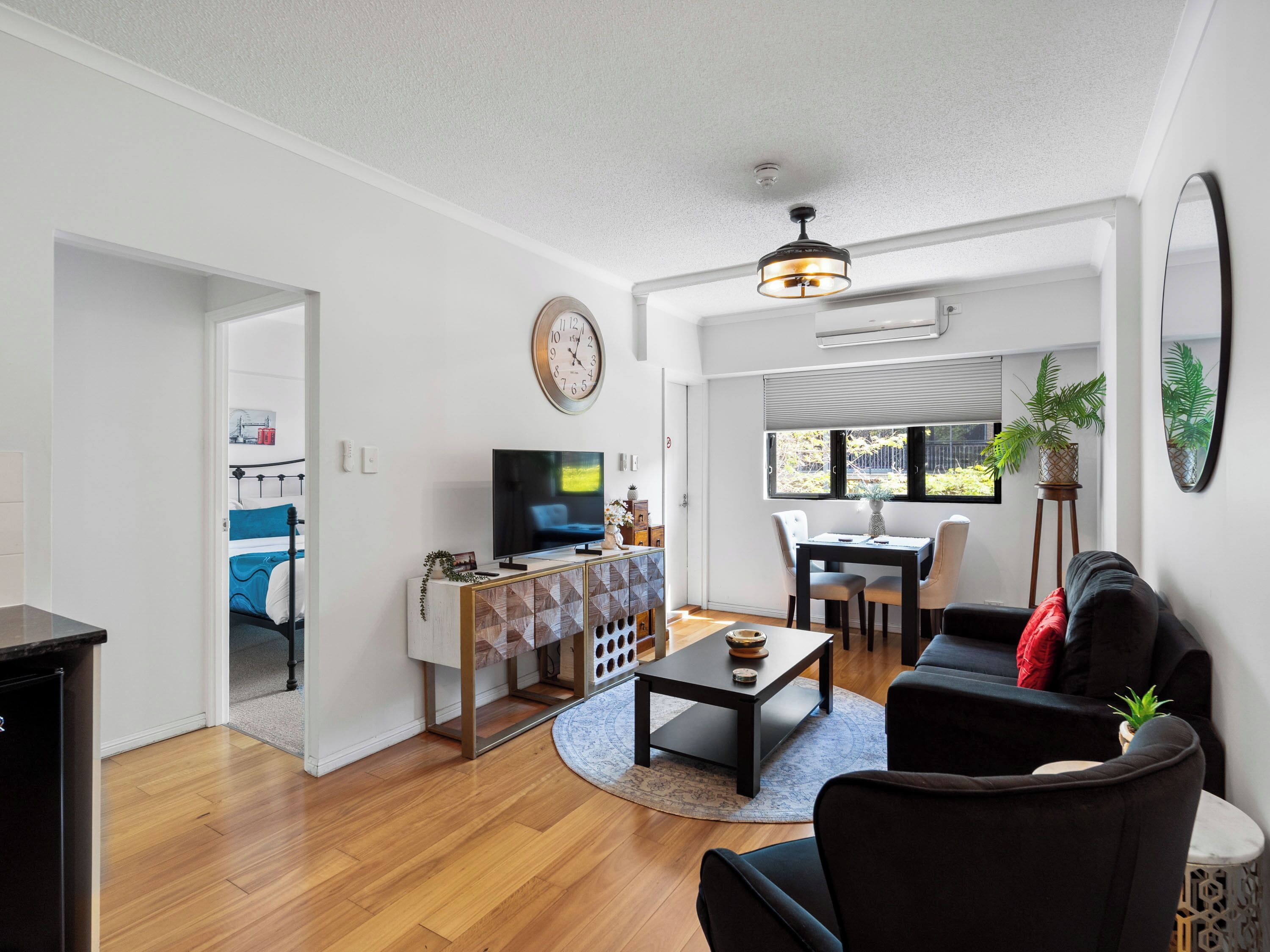 ดีลักซ์อพาร์ทเมนท์, 1 ห้องนอน | ห้องพักตกแต่งอย่างมีเอกลักษณ์, ตกแต่งพิเศษโดยเฉพาะ, โต๊ะทำงาน