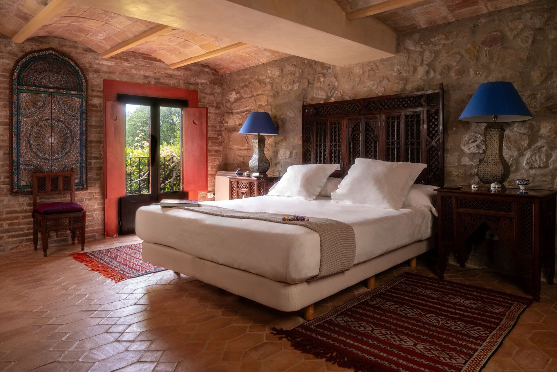 Suite Superior Arabe | In-room safe, individually decorated, individually furnished, desk