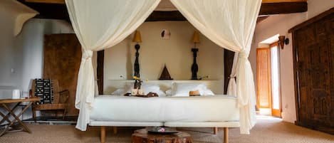 Suite Africana | Két bảo mật tại phòng, trang trí khác biệt