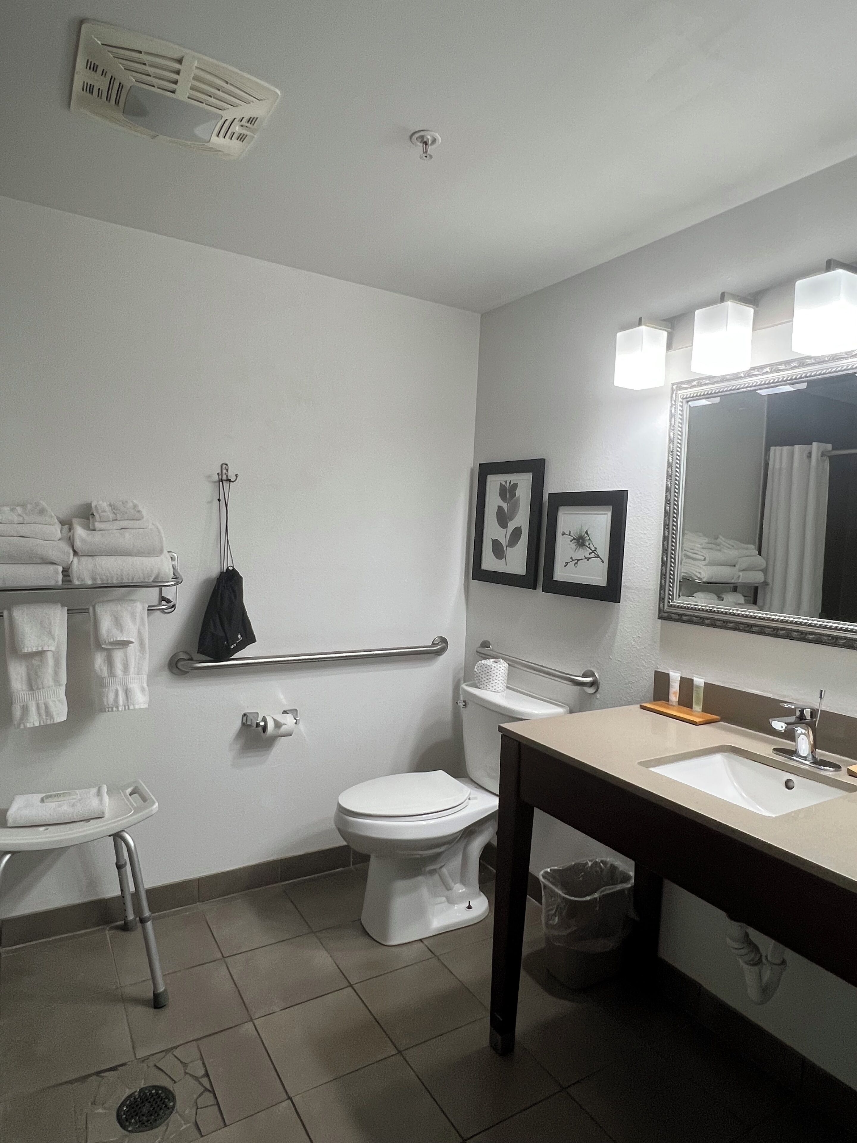 무료 세면용품, 헤어드라이어, 타월