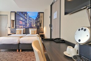 四人房, 1 間臥室 | 房內夾萬、書桌、隔音、免費 Wi-Fi