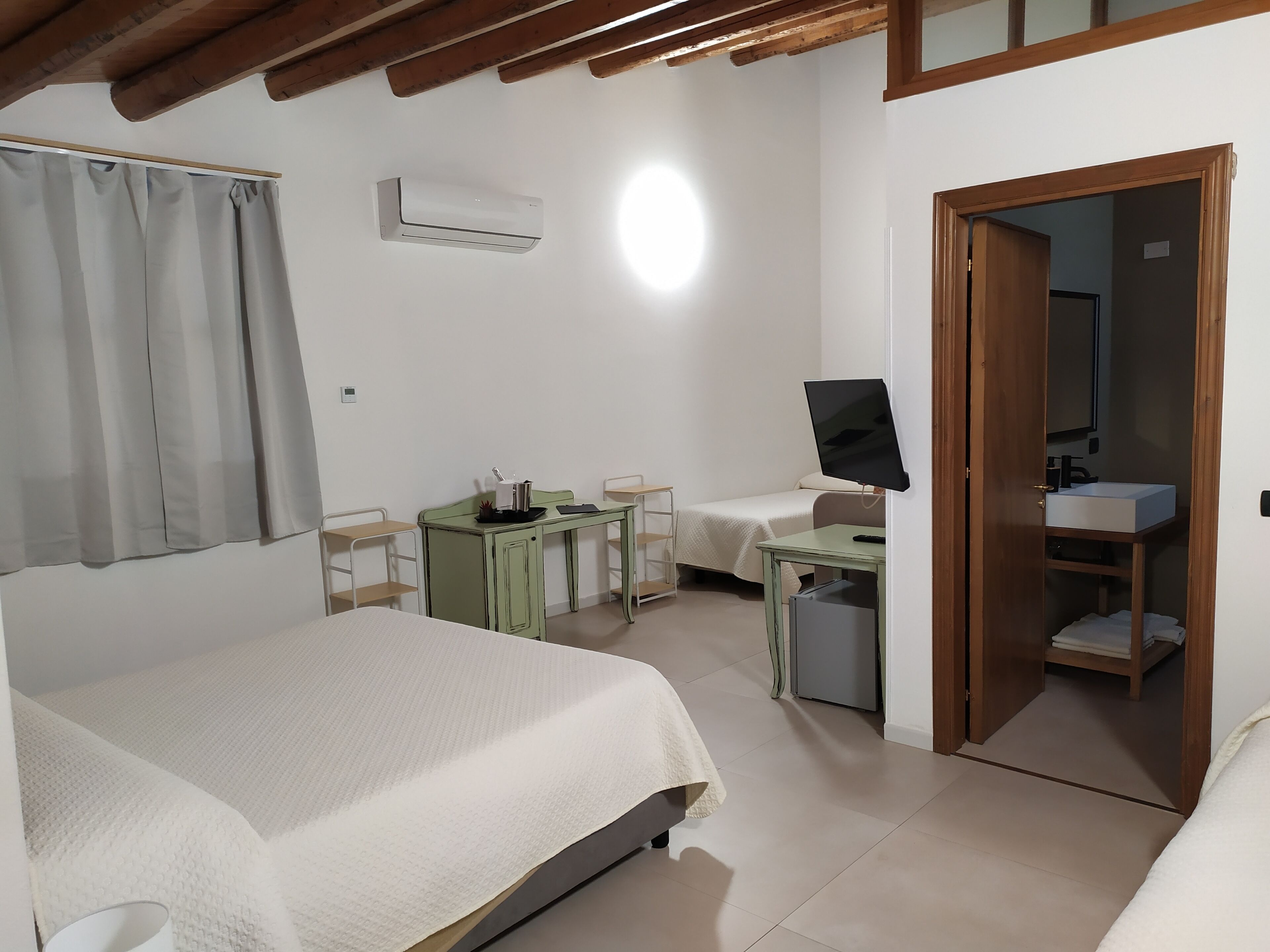 Minibar, in-room safe, individually decorated, desk