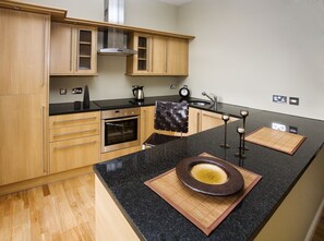 Apartment, 1 Bedroom (Situated at St. Giles) | Private kitchen - St. Giles Apartment (Edinburgh)