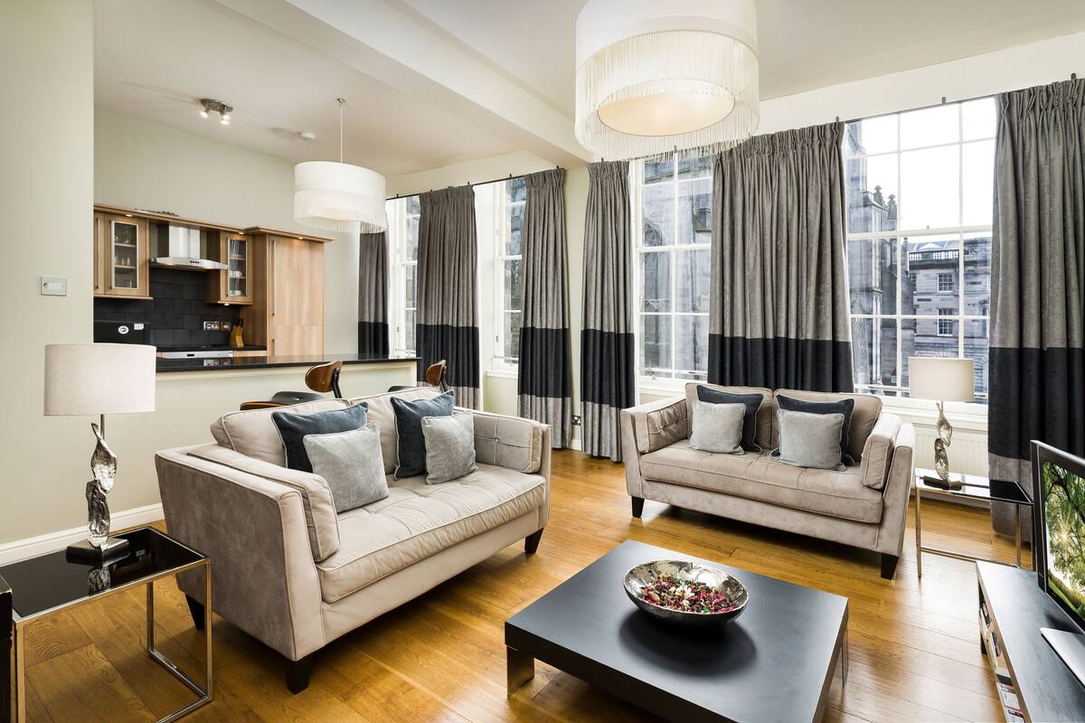 Apartment, 1 Bedroom (Situated at St. Giles) | Living room | TV, DVD player