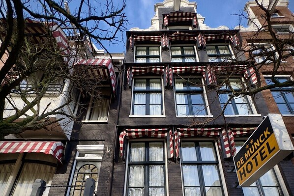 Voorkant van accommodatie