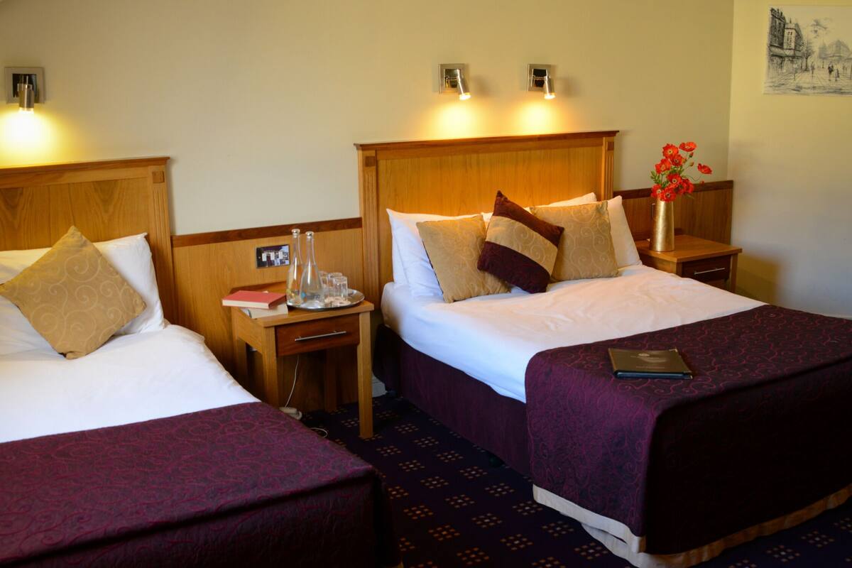 1 bedroom, desk, iron/ironing board, free wifi