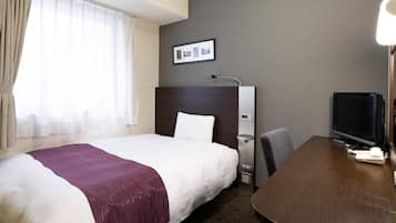 Habitación, 1 cama doble, no fumadores | Ropa de cama de alta calidad, escritorio, cortinas opacas